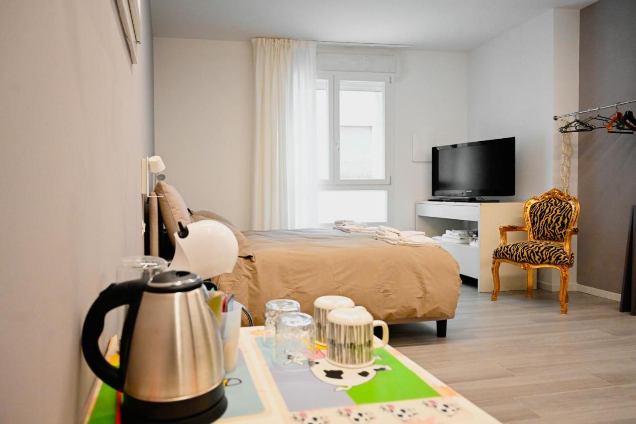 バッサーノ・デル・グラッパCozy Studio Downtownアパートメント エクステリア 写真